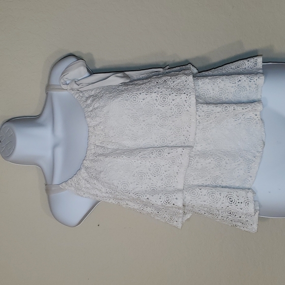 4/$20 Style & Co white crop top spaghetti strap top - Picture 1 of 10